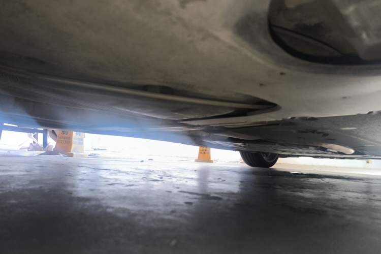 Used BMW 5 Series 2018 530Li Leading Model M Sport Package Chassis Rear Right