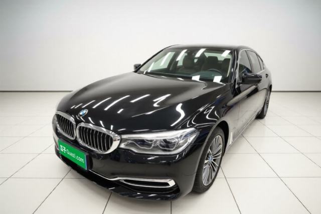 BMW 5 Series 2018 Facelifted 530Li Luxury Edition Premium Package d’occasion