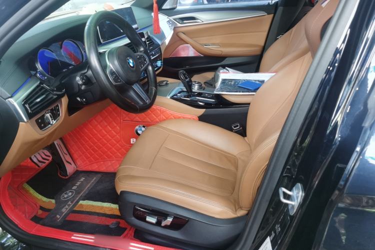 Used BMW 5 Series 2018 530Li Luxury Edition M Sport Package Driver Seat