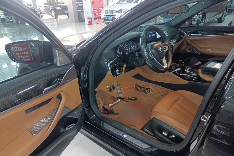 Used BMW 5 Series 2018 Restyled 530Li Leading Edition M Sport Package Driver Seat