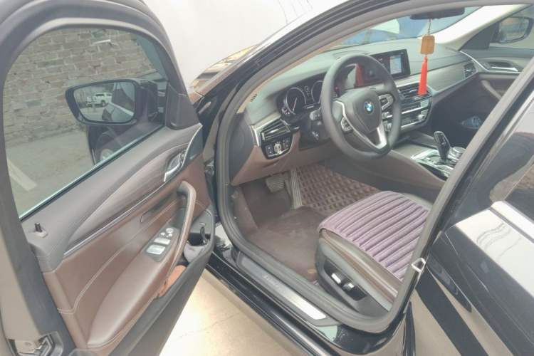 Used BMW 5 Series 2018 Revised Version 530Li Leading Edition Luxury Package Driver Seat