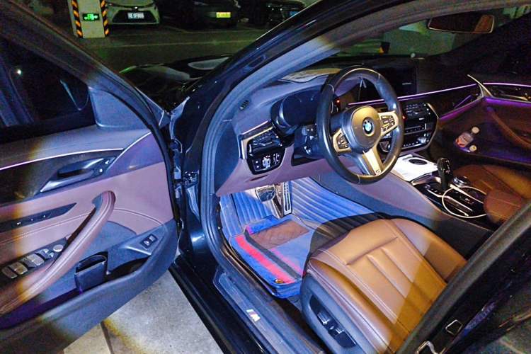 Used BMW 5 Series 2018 525Li M Sport Package Driver Seat