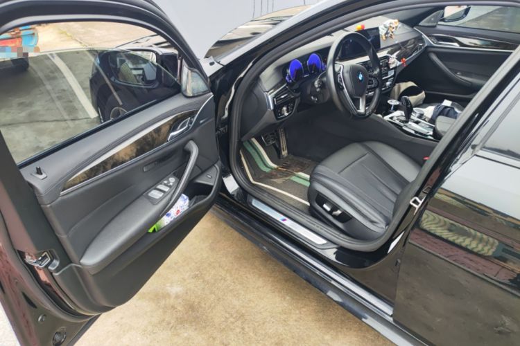 Used BMW 5 Series 2018 525Li M Sport Package Driver Seat