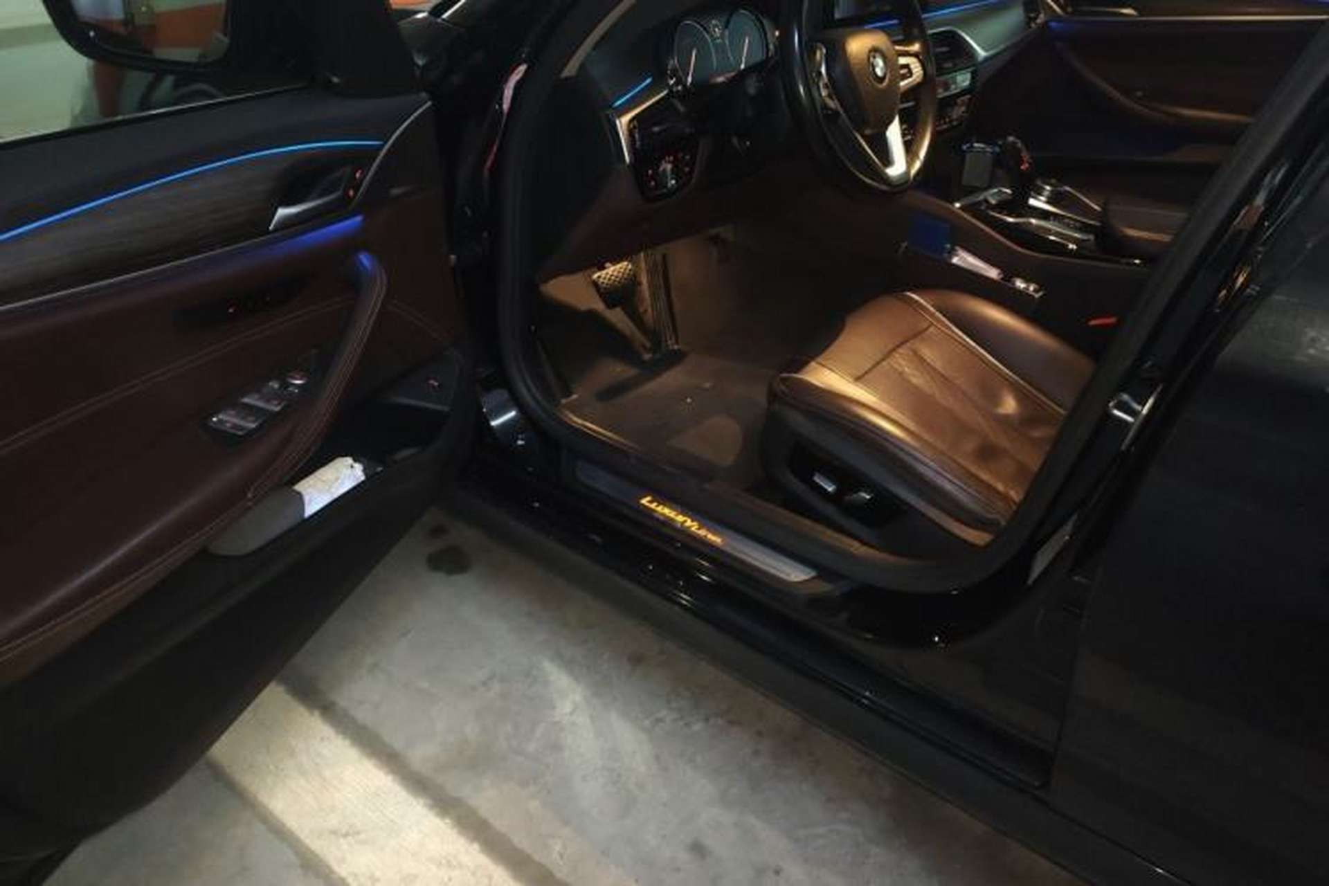 Used BMW 5 Series 2018 Revised Version 530Li Leading Edition Luxury Package Driver Seat