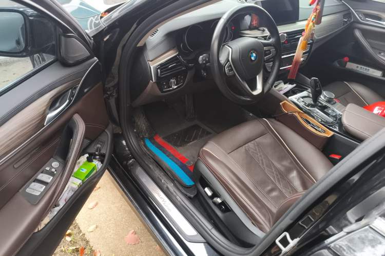 Used BMW 5 Series 2018 Facelifted 530Li Luxury Edition Premium Package Driver Seat
