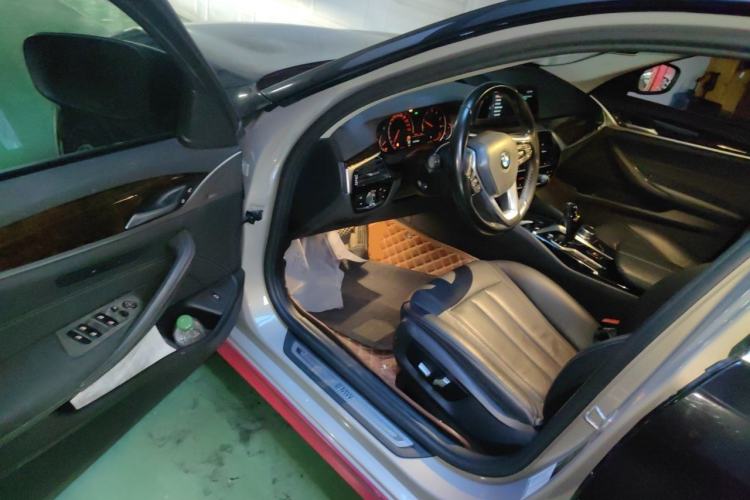 Used BMW 5 Series 2018 528Li Launch Special Edition Driver Seat