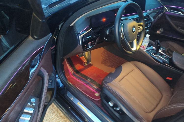 Used BMW 5 Series 2018 525Li Luxury Package Driver Seat