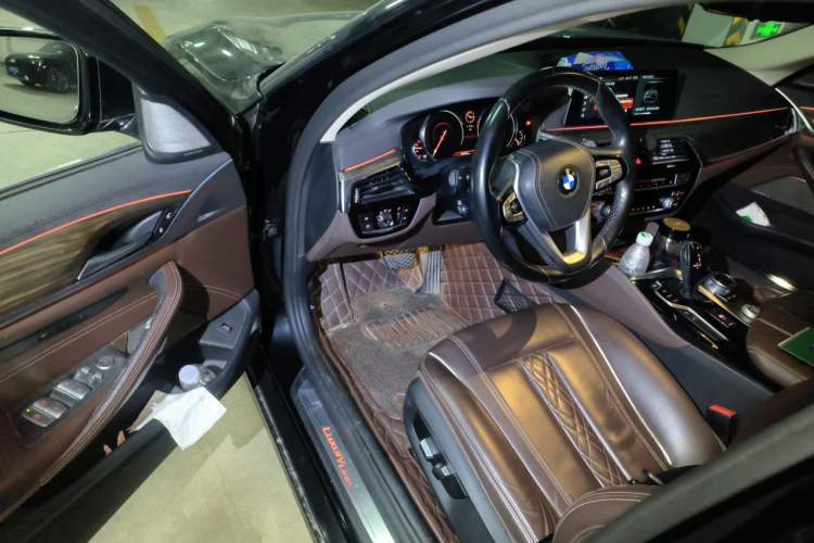 Used BMW 5 Series 2018 Revised Version 530Li Leading Edition Luxury Package Driver Seat