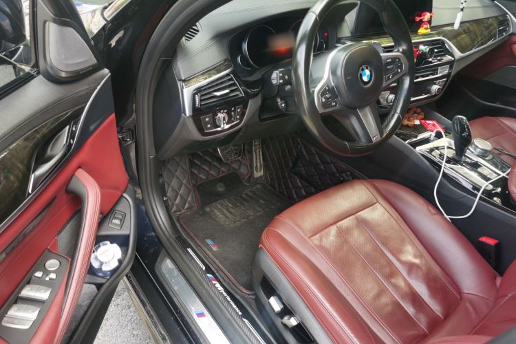 Used BMW 5 Series 2018 Restyled 530Li Luxury Edition M Sport Package Driver Seat