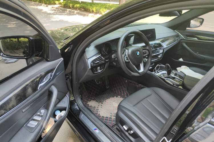 Used BMW 5 Series 2018 525Li M Sport Package Driver Seat