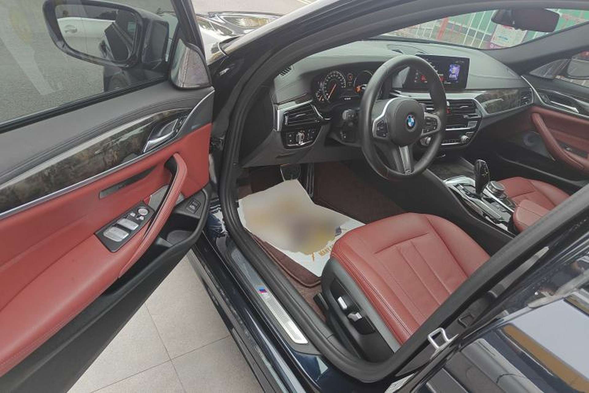 Used BMW 5 Series 2018 Restyled 530Li Leading Edition M Sport Package Driver Seat