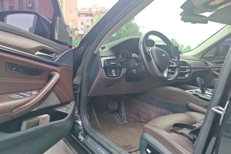 Used BMW 5 Series 2018 Revised 540Li Executive Edition Driver Seat