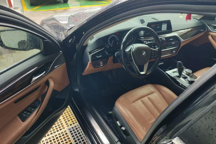 Used BMW 5 Series 2018 528Li Launch Special Edition Driver Seat