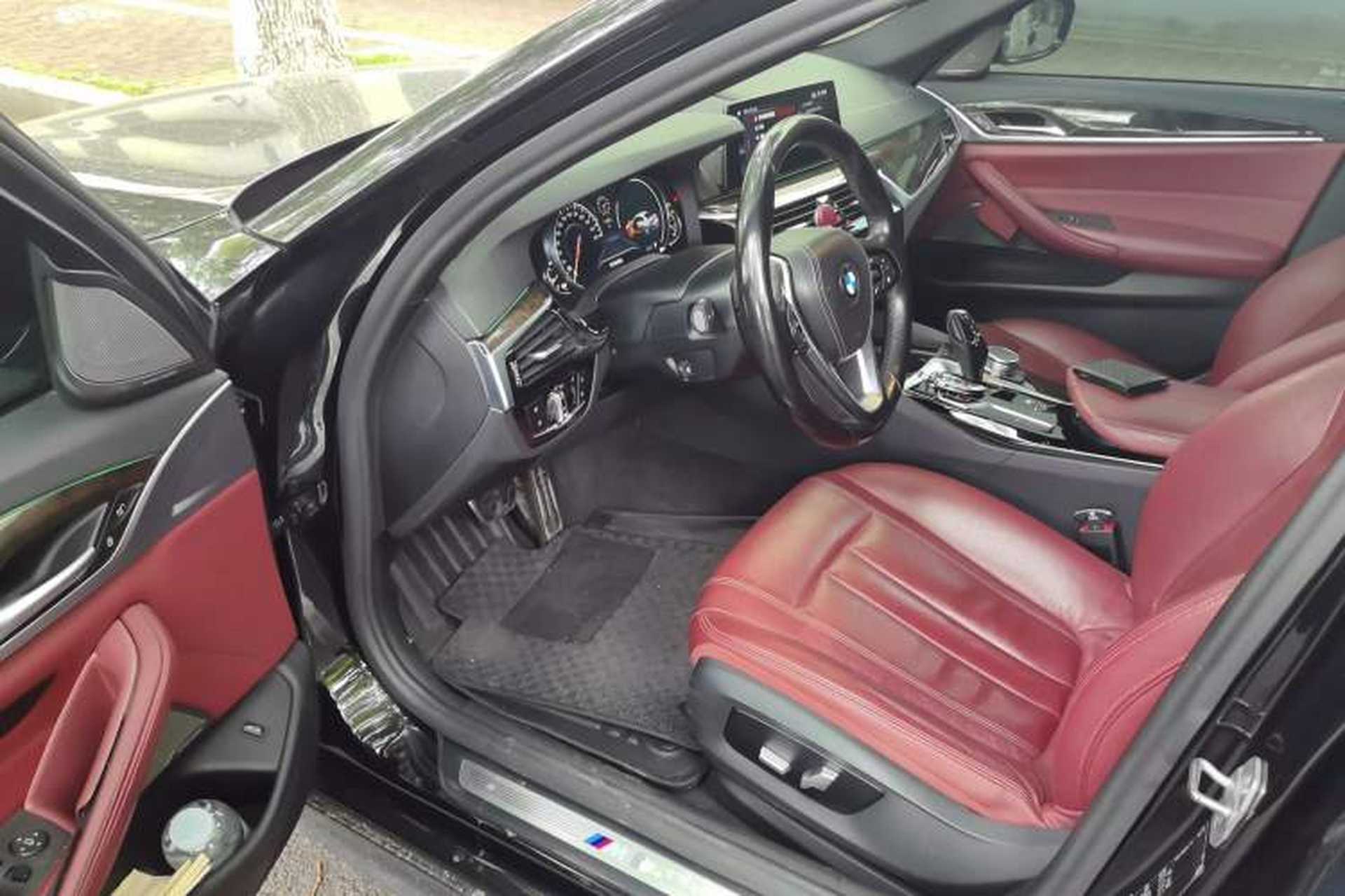 Used BMW 5 Series 2018 530Li Leading Model M Sport Package Driver Seat
