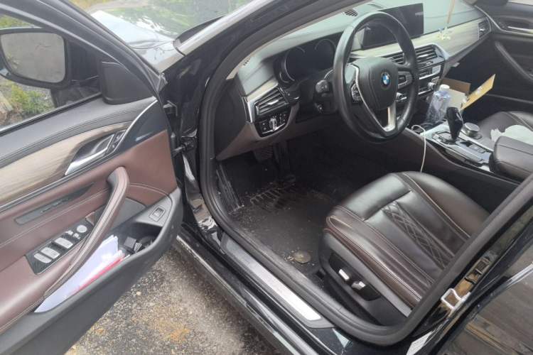 Used BMW 5 Series 2018 Revised Version 530Li Leading Edition Luxury Package Driver Seat