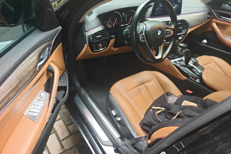 Used BMW 5 Series 2018 Revised Version 530Li Leading Edition Luxury Package Driver Seat
