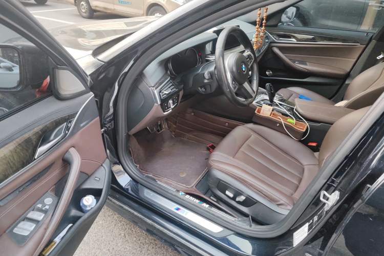 Used BMW 5 Series 2018 525Li M Sport Package Driver Seat