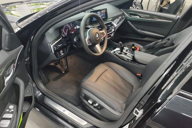 Used BMW 5 Series 2018 525Li M Sport Package Driver Seat