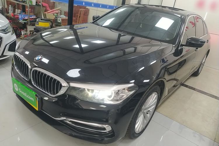 Used BMW 5 Series 2018 525Li Luxury Package Guazi used car, China used car export, Used car for sale, Used cars, Cheapest cars for sale
