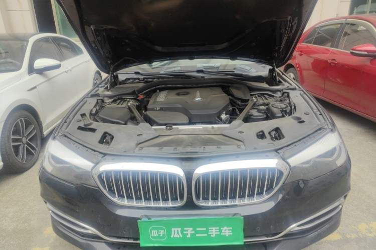 Used BMW 5 Series 2018 530Li Leading Edition Luxury Package Engine Bay
