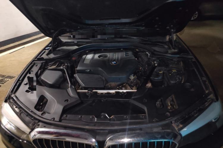 Used BMW 5 Series 2018 528Li Launch Special Edition Engine Bay
