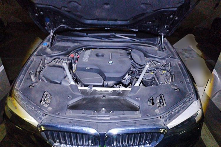 Used BMW 5 Series 2018 525Li M Sport Package Engine Bay