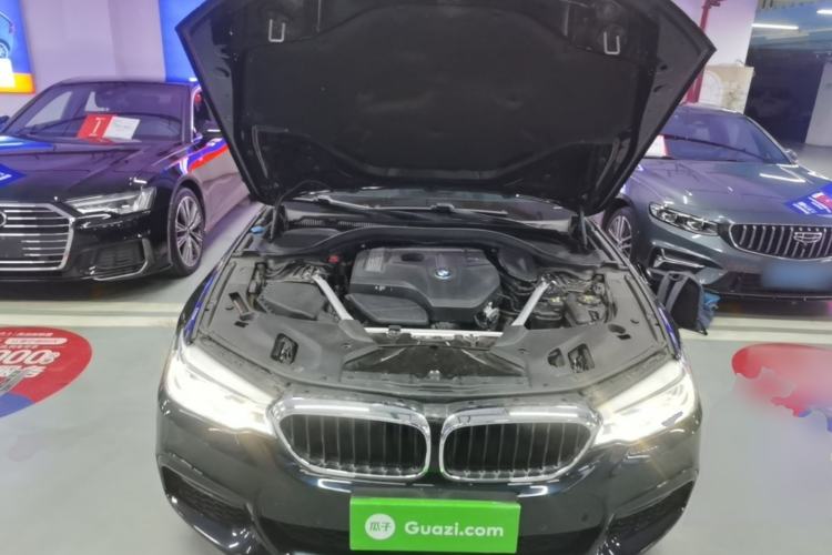 Used BMW 5 Series 2018 Restyled 530Li Leading Edition M Sport Package Engine Bay