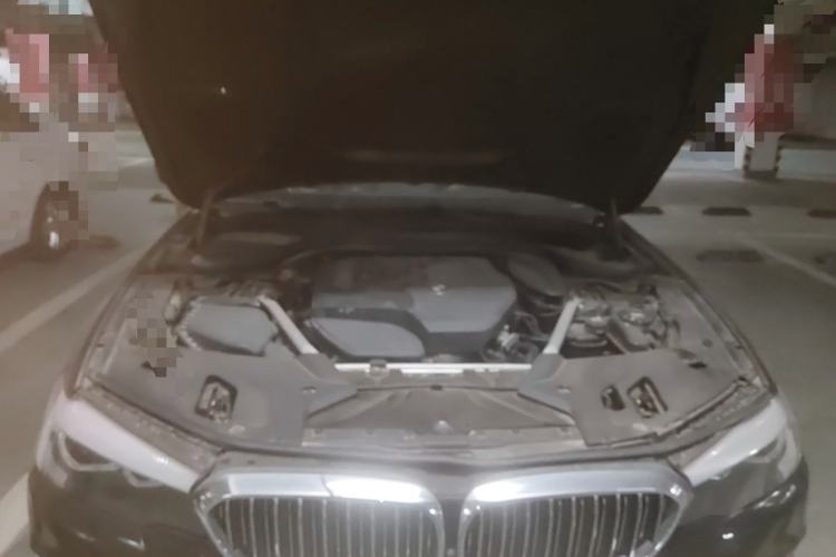 Used BMW 5 Series 2018 Revised Version 530Li Leading Edition Luxury Package Engine Bay