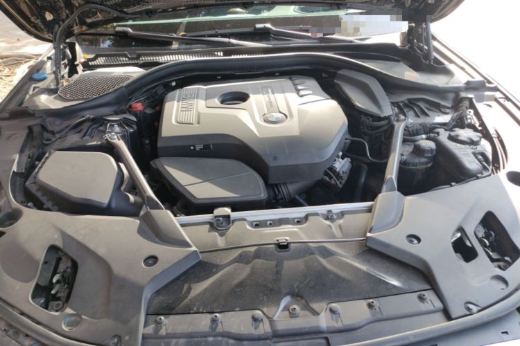 Used BMW 5 Series 2018 530Li xDrive M Sport Package Engine Bay
