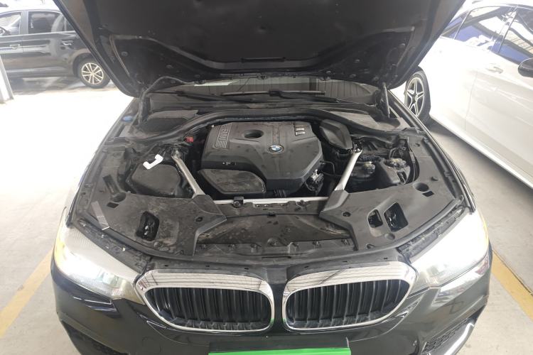 Used BMW 5 Series 2018 Restyled 530Li Leading Edition M Sport Package Engine Bay