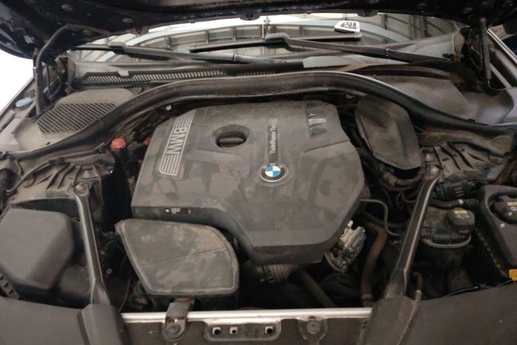 Used BMW 5 Series 2018 528Li Launch Special Edition Engine Bay