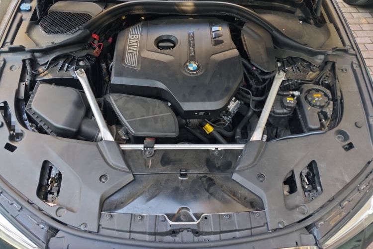 Used BMW 5 Series 2018 525i M Sport Package Engine Bay