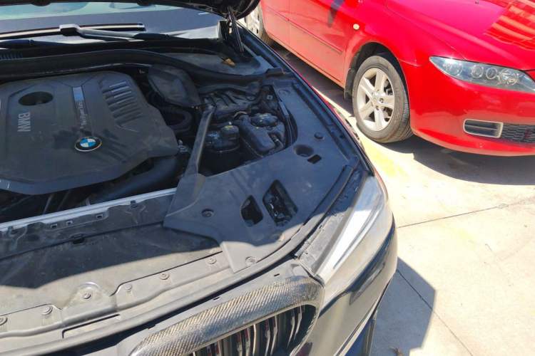 Used BMW 5 Series 2018 540Li Executive Edition Engine Bay Left