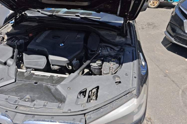 Used BMW 5 Series 2018 530Li xDrive M Sport Package Engine Bay Left