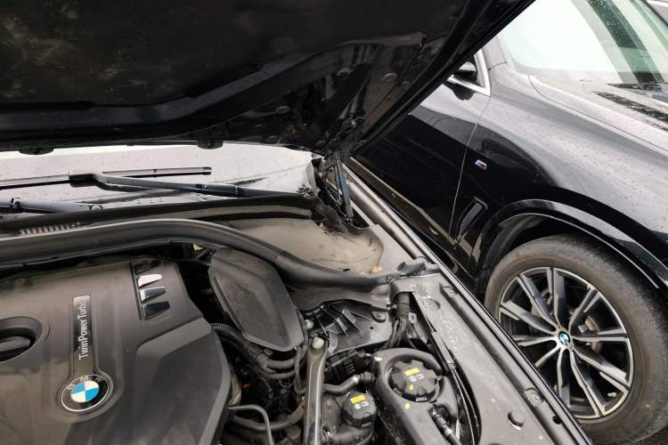 Used BMW 5 Series 2018 530Li Leading Model M Sport Package Engine Bay Left