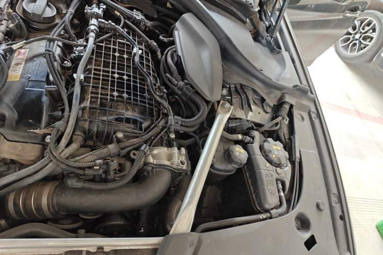 Used BMW 5 Series 2018 Revised 540Li Executive Edition Engine Bay Left