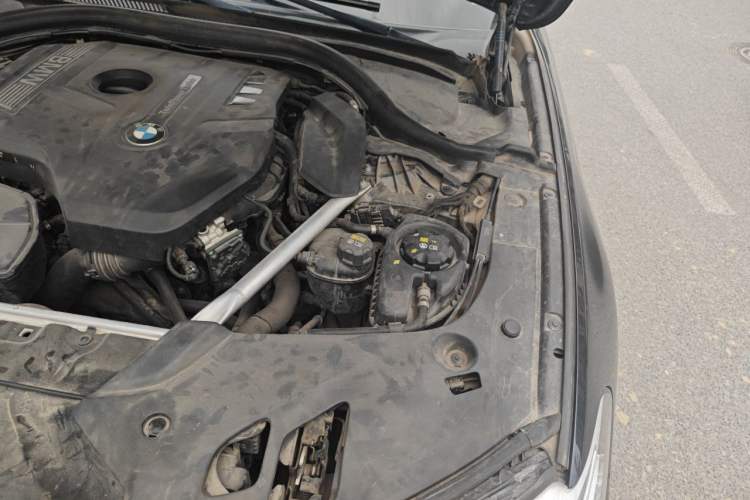 Used BMW 5 Series 2018 525Li M Sport Package Engine Bay Left