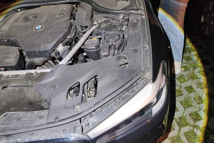 Used BMW 5 Series 2018 525Li M Sport Package Engine Bay Left