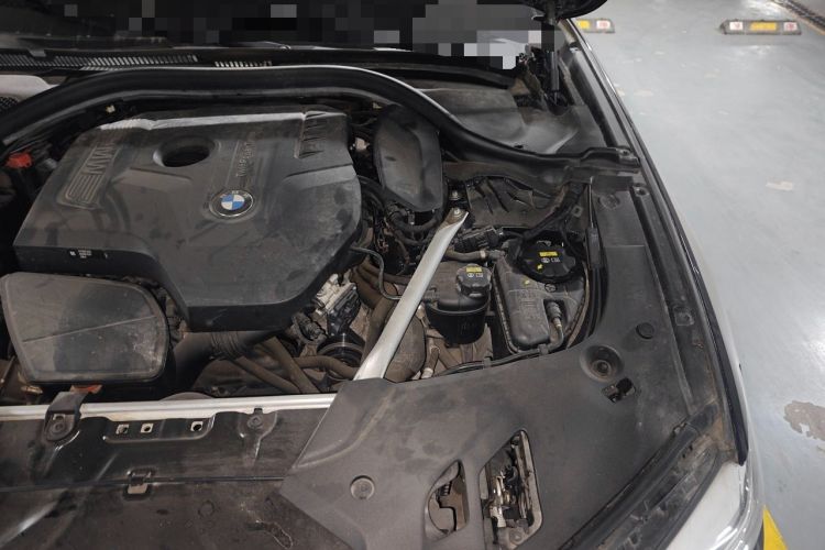 Used BMW 5 Series 2018 Restyled 530Li Leading Edition M Sport Package Engine Bay Left