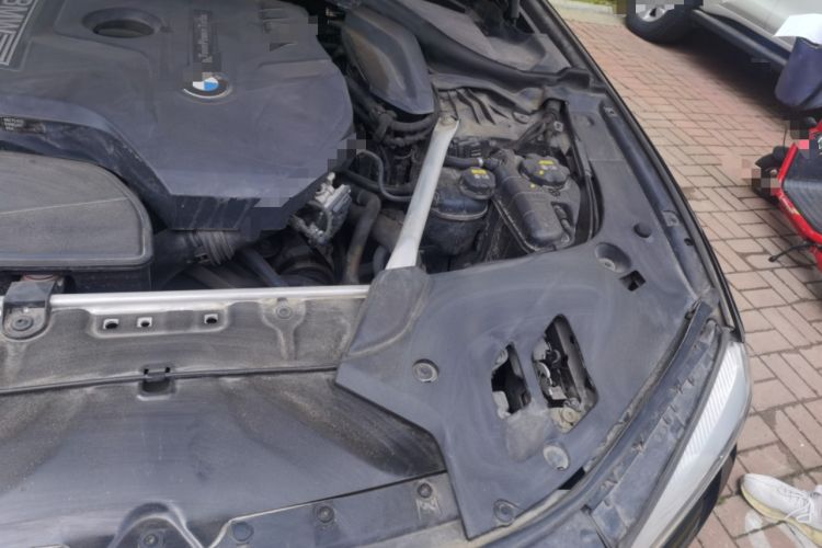 Used BMW 5 Series 2018 525Li Luxury Package Engine Bay Left