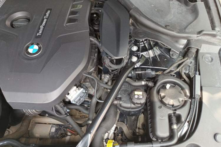 Used BMW 5 Series 2018 Facelifted 530Li Luxury Edition Premium Package Engine Bay Left