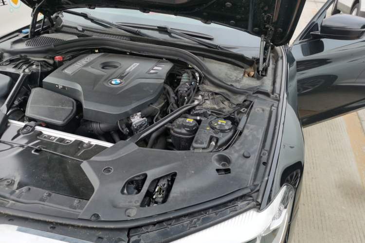 Used BMW 5 Series 2018 530Li xDrive M Sport Package Engine Bay Left
