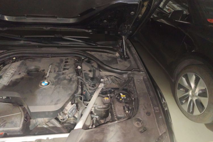 Used BMW 5 Series 2018 Restyled 530Li Leading Edition M Sport Package Engine Bay Left