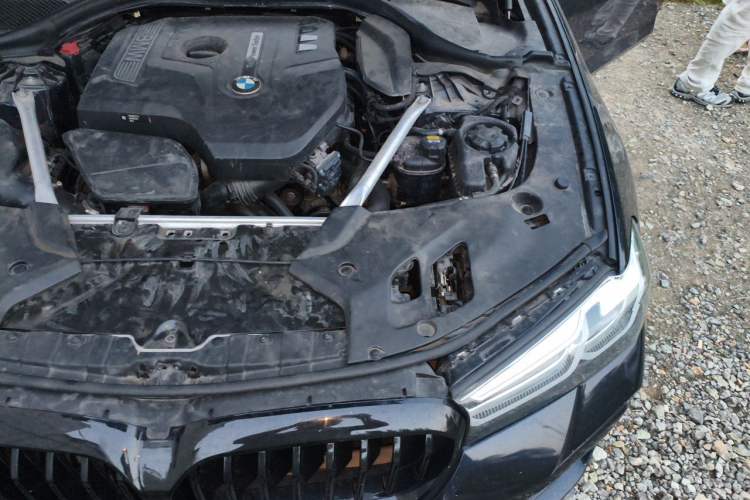 Used BMW 5 Series 2018 525Li M Sport Package Engine Bay Left
