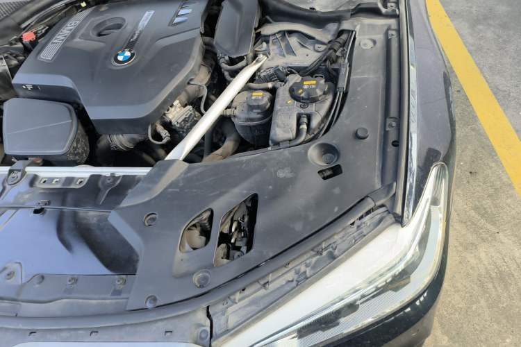 Used BMW 5 Series 2018 Restyled 530Li Leading Edition M Sport Package Engine Bay Left