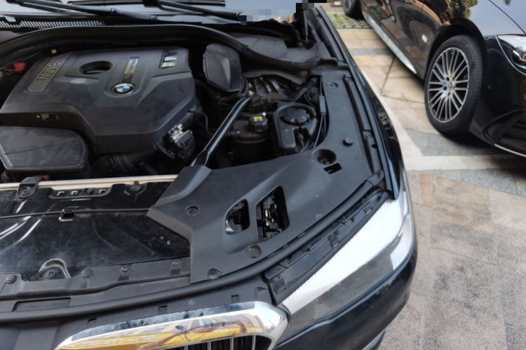 Used BMW 5 Series 2018 528Li Launch Special Edition Engine Bay Left