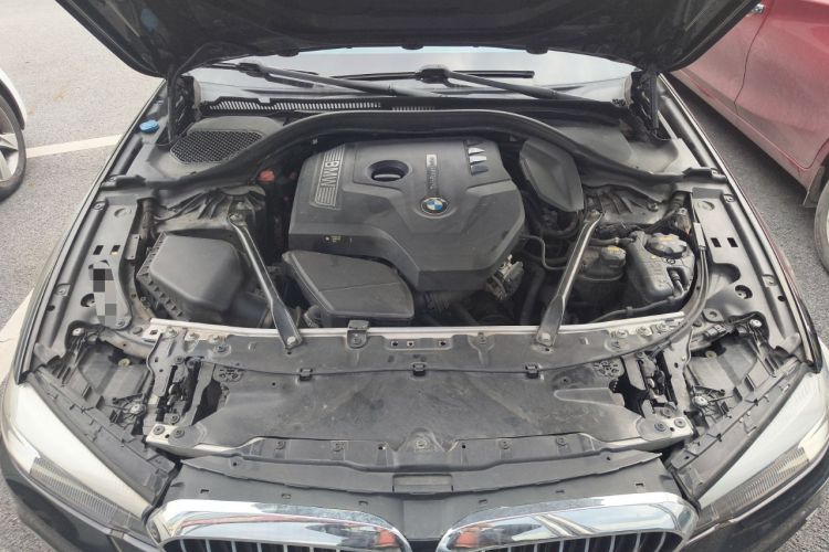 Used BMW 5 Series 2018 528Li Launch Special Edition Engine Bay