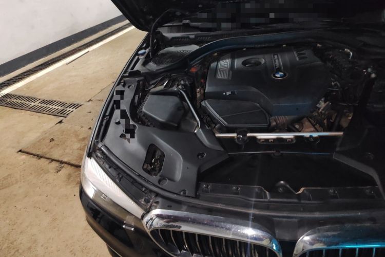 Used BMW 5 Series 2018 528Li Launch Special Edition Engine Bay Right