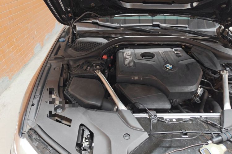 Used BMW 5 Series 2018 525Li M Sport Package Engine Bay Right