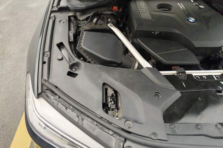 Used BMW 5 Series 2018 Restyled 530Li Luxury Edition M Sport Package Engine Bay Right